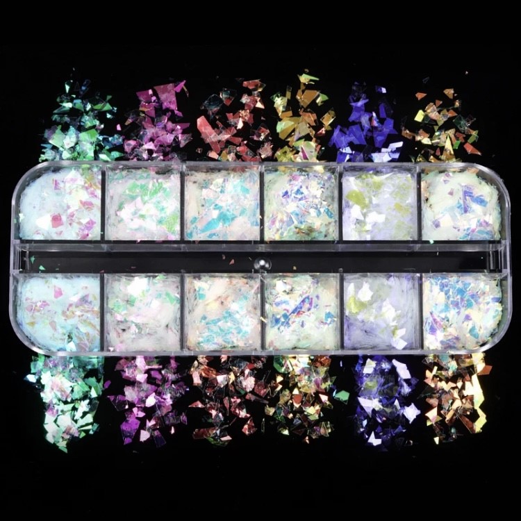 Iridescent Chunky Flakes