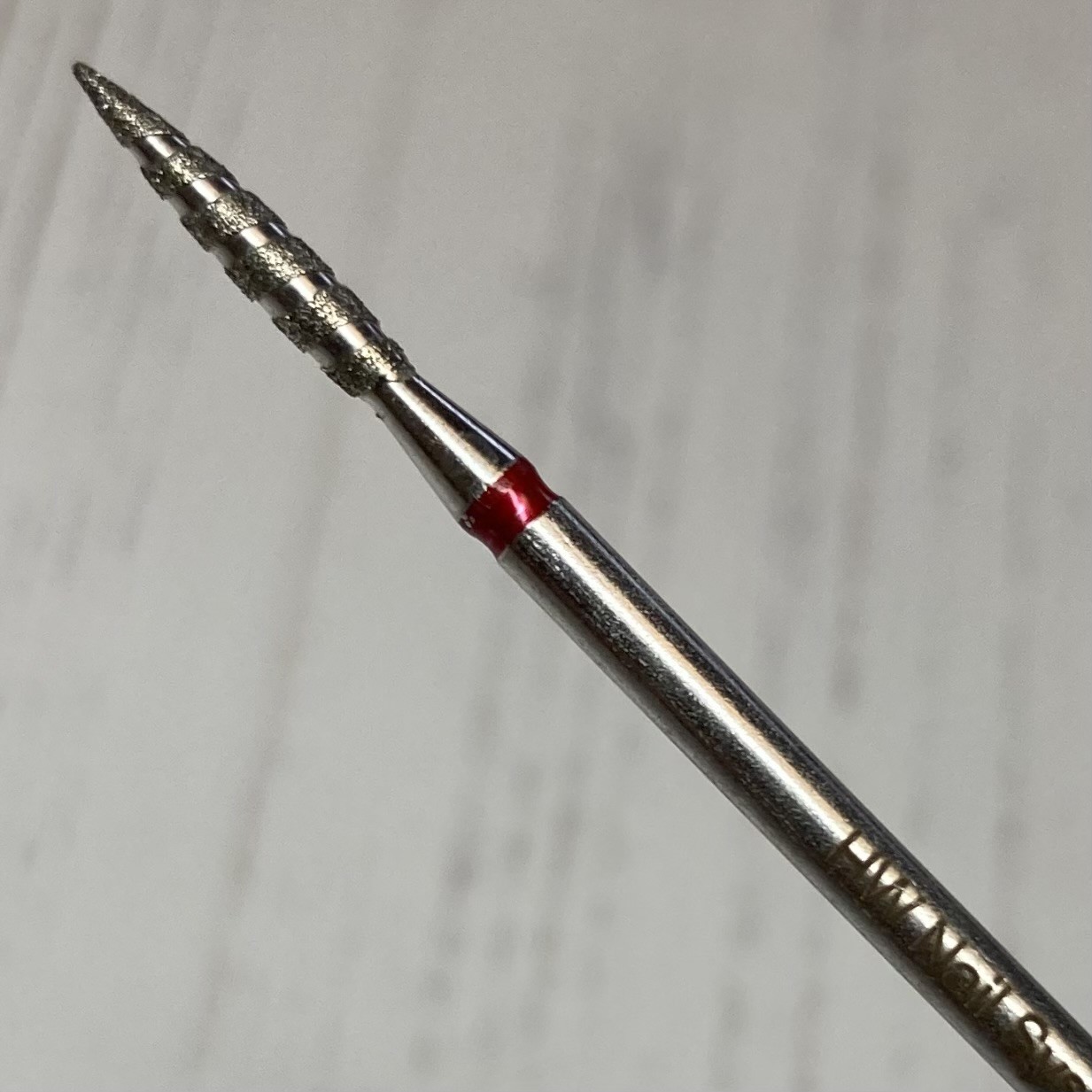 Efile Bit – Twister Diamond Cuticle Bit (fine)